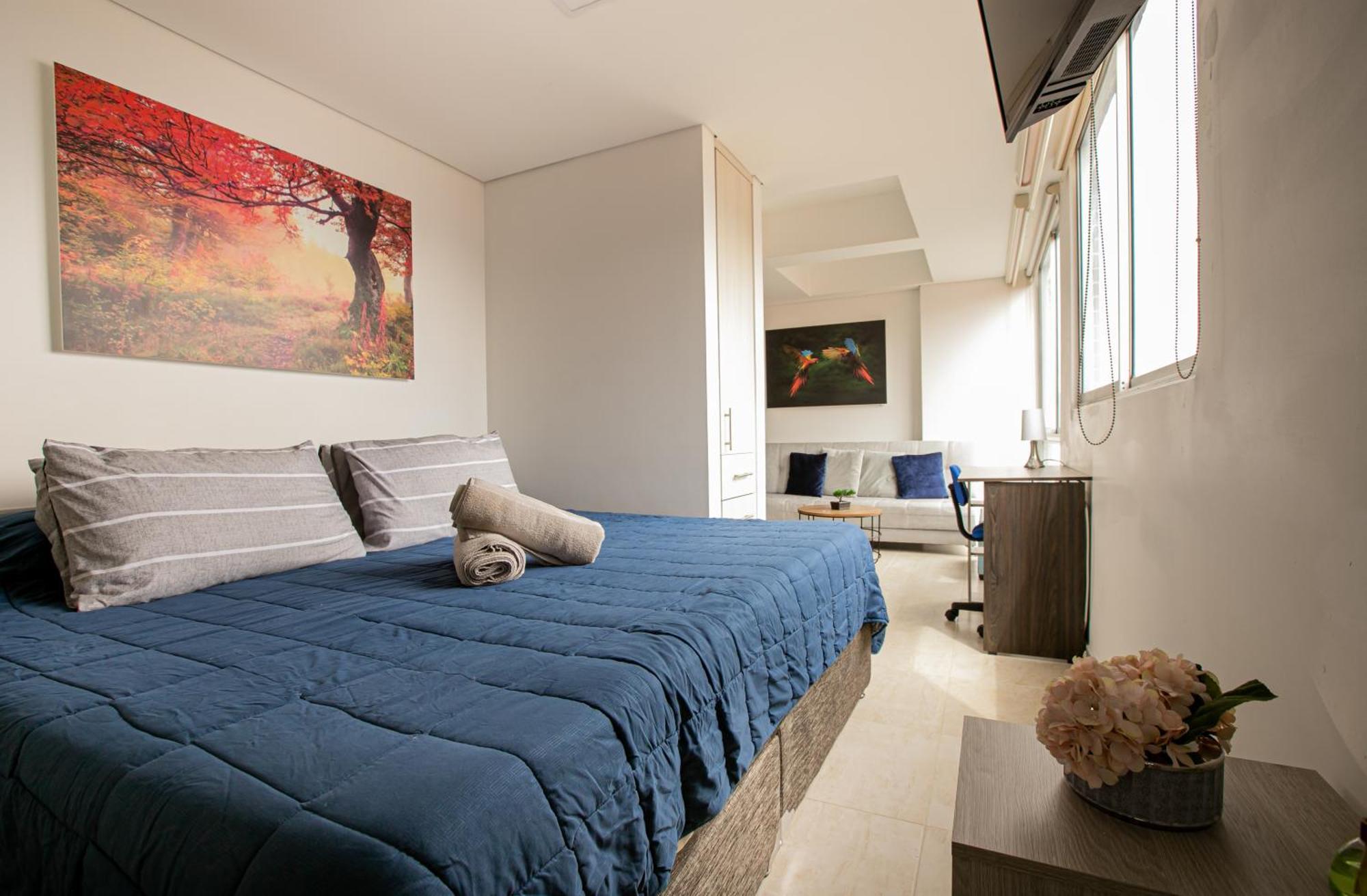 Elegante Apto En El Poblado! Vista Fabulosa Apartamento Medellín